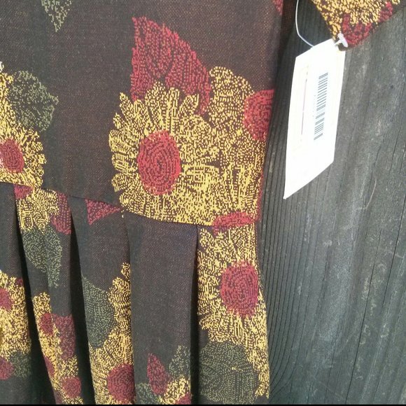 New NWT Brown & Yellow Floral Print Dress Size XS Feminine Retro Cottagecore - Picture 5 of 10